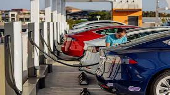 Mahindra & Mahindra Aims to Reach 2 Lakh EVs Annually by 2027-2029, Envisions 30% EV Volume by 2030